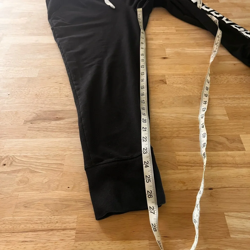 VS pink joggers - Picture 8 of 8